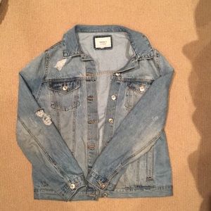 Distressed light wash forever 21 denim jacket